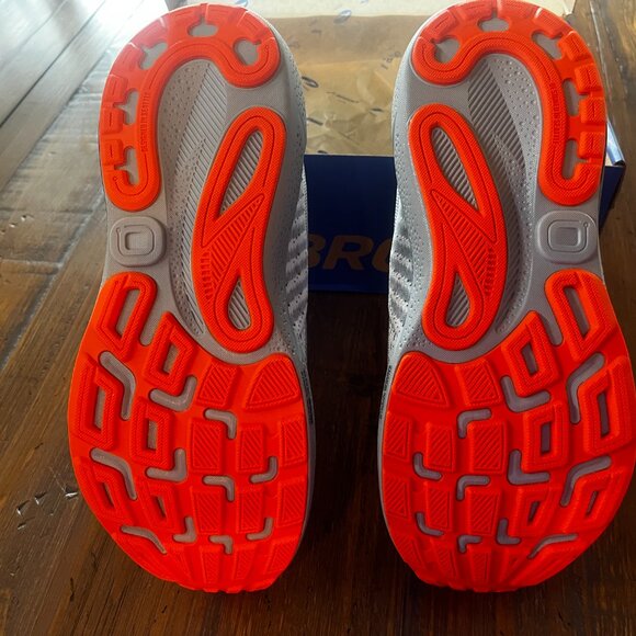 Men's Brooks Adrenaline GTS 24, Size 9, White/Peacoat/Alloy, NIB - Picture 6 of 8